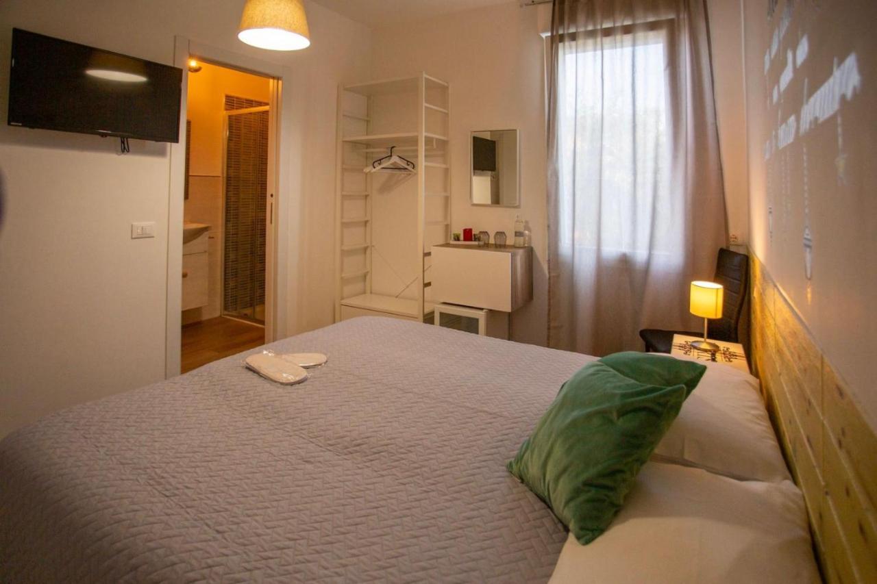 Bed And Breakfast Castello7 San Felice del Benaco Kültér fotó
